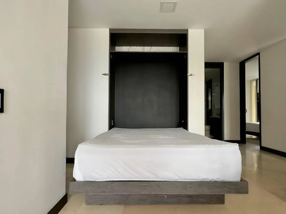 Apartment 202 Family Haven In El Poblado: Spacious & Charming Medellin