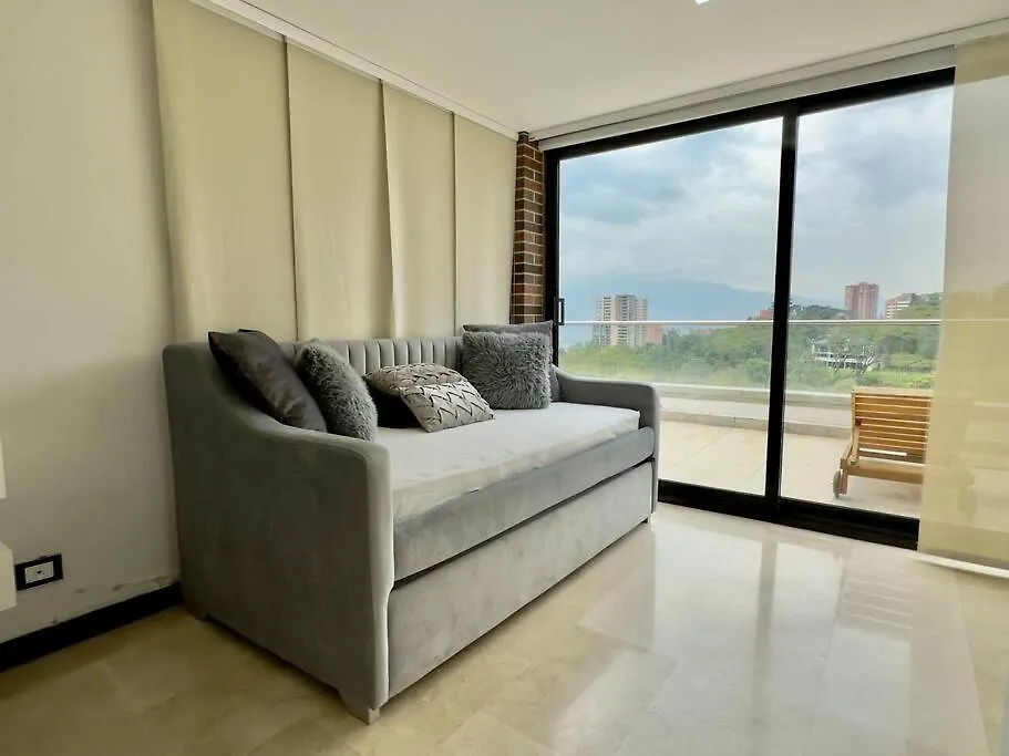 202 Family Haven In El Poblado: Spacious & Charming Medellin Apartment