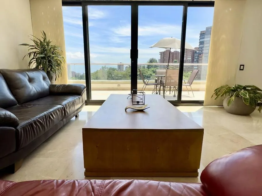 202 Family Haven In El Poblado: Spacious & Charming Medellin Apartment
