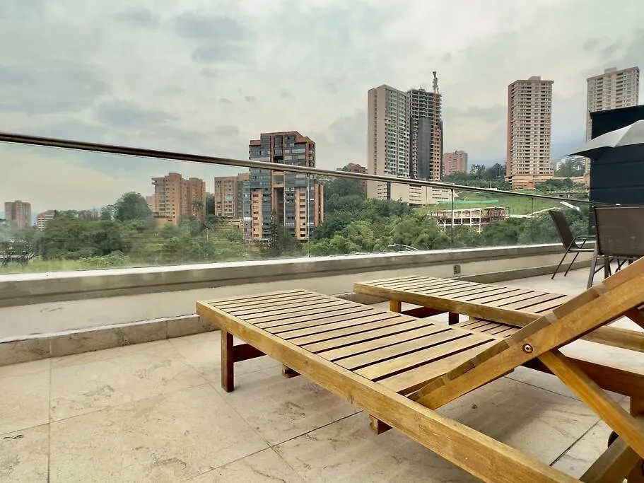 202 Family Haven In El Poblado: Spacious & Charming Medellin