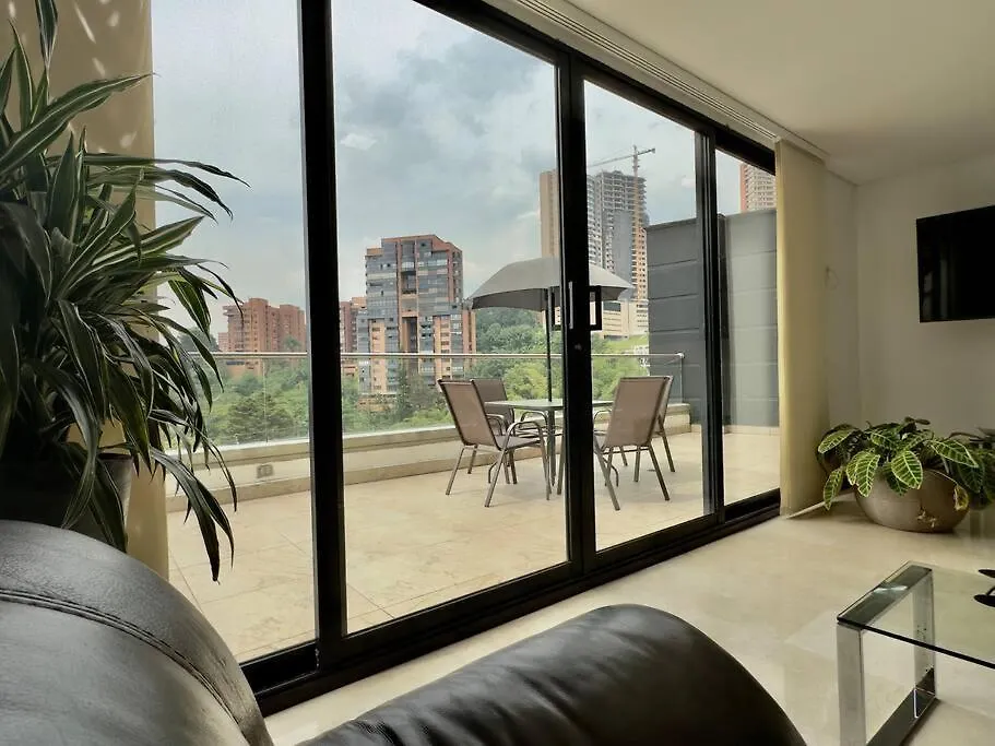 202 Family Haven In El Poblado: Spacious & Charming Medellin 0*,  Colombia