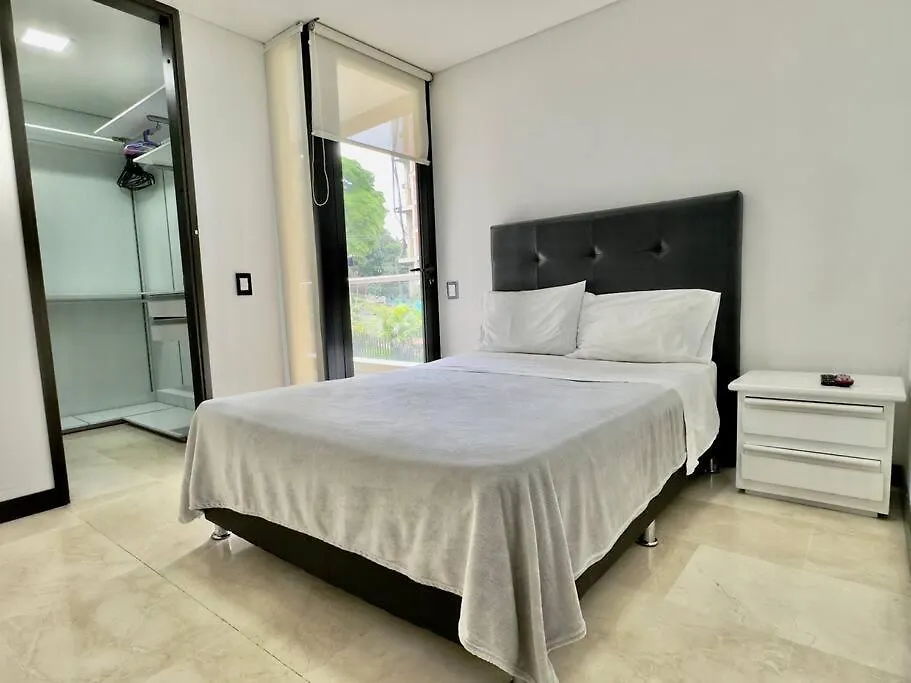 202 Family Haven In El Poblado: Spacious & Charming 麦德林 0*,  哥伦比亚