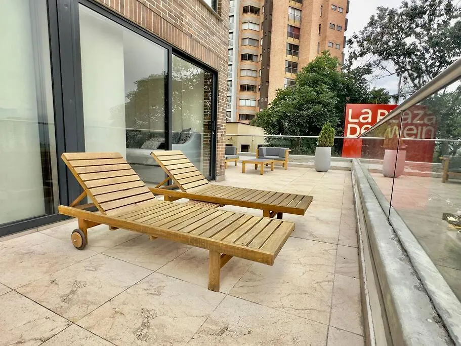 202 Family Haven In El Poblado: Spacious & Charming 麦德林 公寓